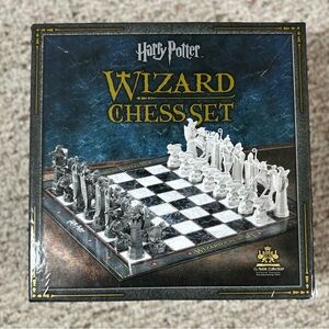 Harry Potter Wizard Chess Set
